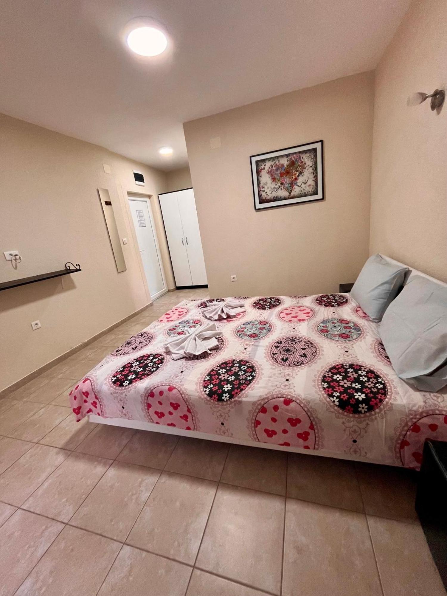 Lux Ohrid Apartamento Exterior foto