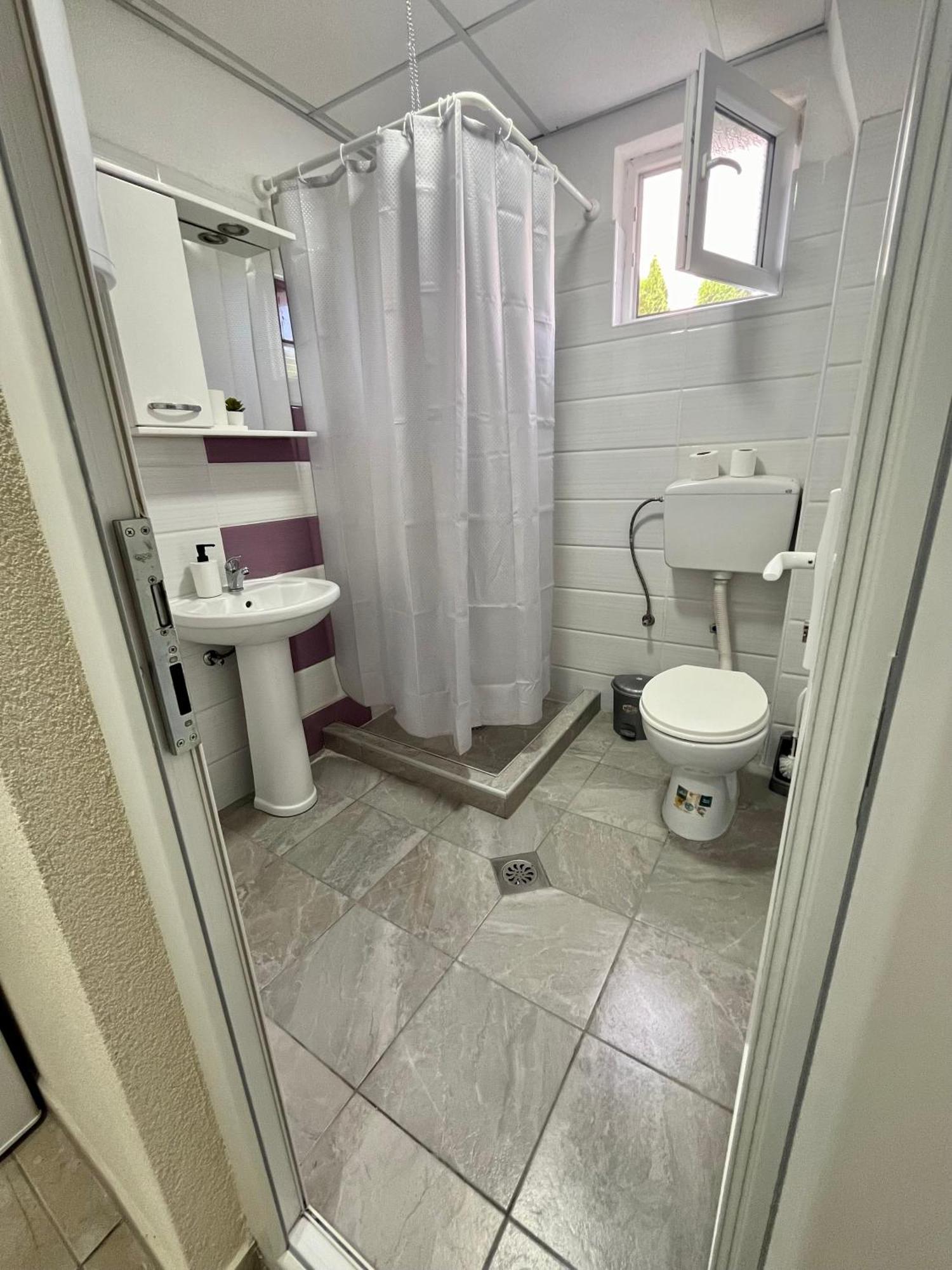 Lux Ohrid Apartamento Exterior foto